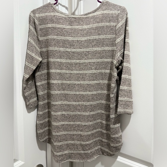 Emory Park Heathered Knit Top in Tan and Cream - Picture 3 of 3